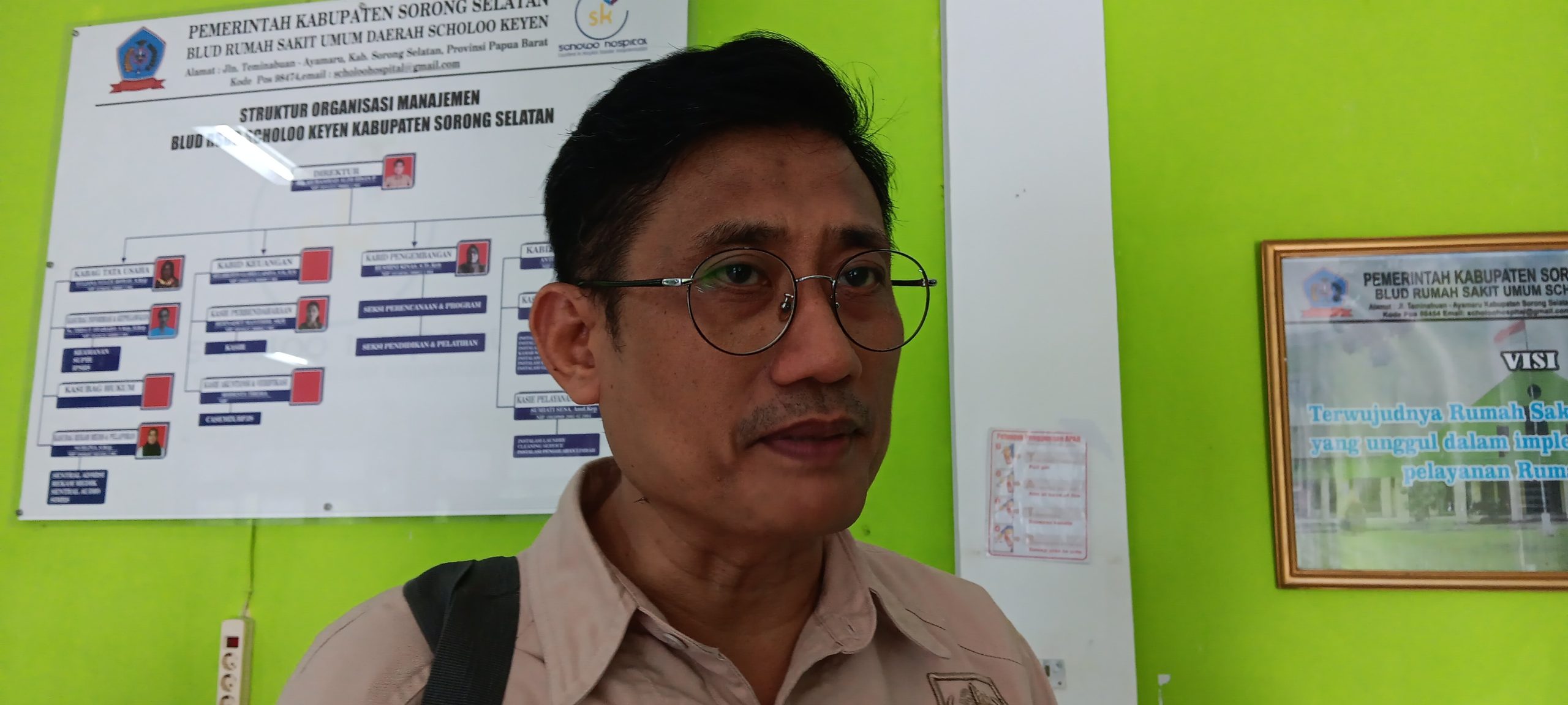 Direktur Rs.Scholo Keyen Sorsel dr.Muhamad Alim Iksan, Senin (03/02/2025)